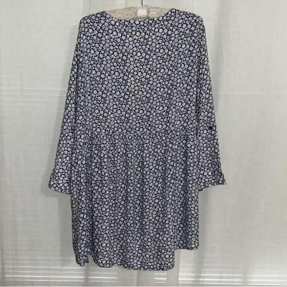 Cynthia Rowley 3X Navy White Ditsy Floral V-Neck Button Front Tunic - Picture 2 of 14
